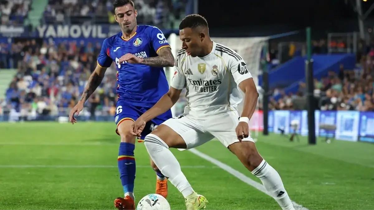 Mbappe giúp Real Madrid trở lại ngôi đầu bảng La Liga